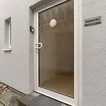 Modern Und Kinderfreundlich, 3km Zu Messe, Airport Koeln-bonn