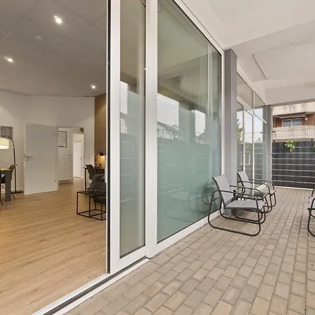 Modern Und Kinderfreundlich, 3km Zu Messe, Airport Koeln-bonn קלן