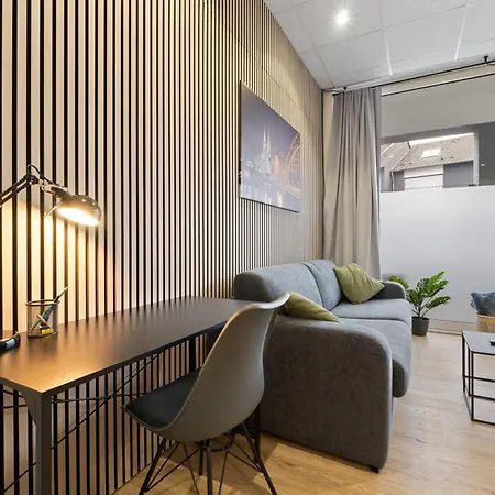 Apartment Modern Und Kinderfreundlich, 3km Zu Messe, Airport Koeln-bonn Cologne
