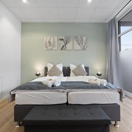 Modern Und Kinderfreundlich, 3km Zu Messe, Airport Koeln-bonn * קלן