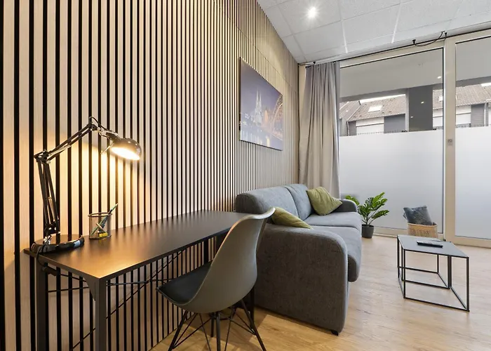 Apartman Modern Und Kinderfreundlich, 3km Zu Messe, Airport Koeln-bonn Köln