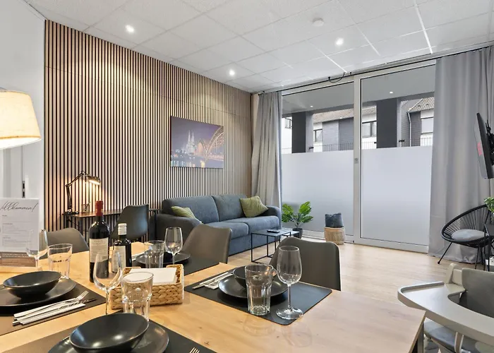 Modern Und Kinderfreundlich, 3km Zu Messe, Airport Koeln-bonn Appartement