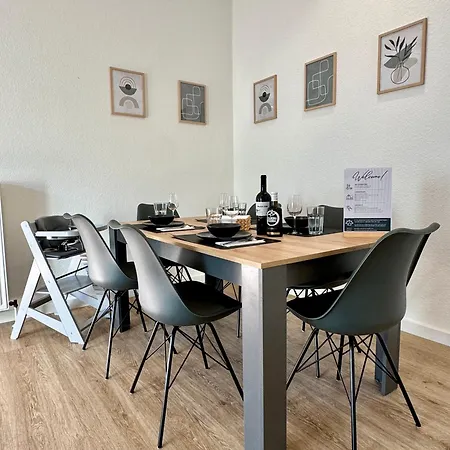 Apartmán Modern Und Kinderfreundlich, 3km Zu Messe, Airport Koeln-bonn *