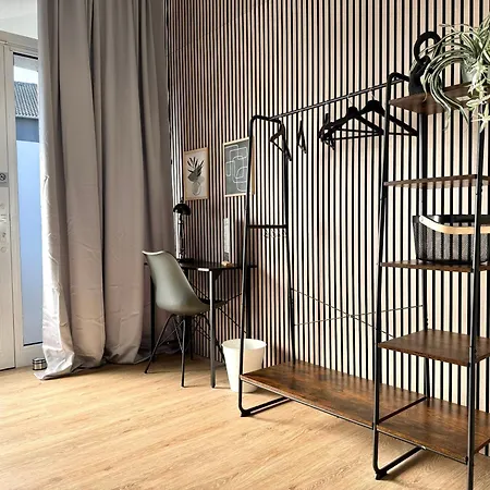 Modern Und Kinderfreundlich, 3km Zu Messe, Airport Koeln-bonn