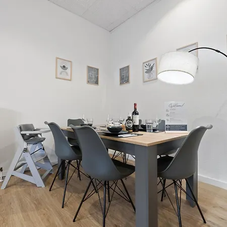 Modern Und Kinderfreundlich, 3km Zu Messe, Airport Koeln-bonn