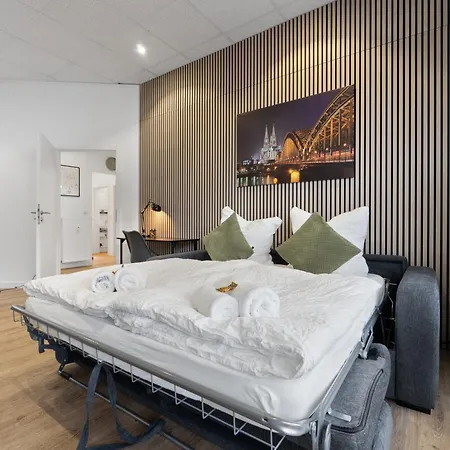 Modern Und Kinderfreundlich, 3km Zu Messe, Airport Koeln-bonn